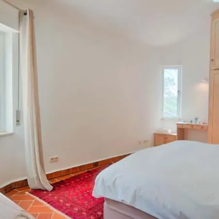 Vale Do Garrao Sleeps 8 With Pool Air Con And Wifi