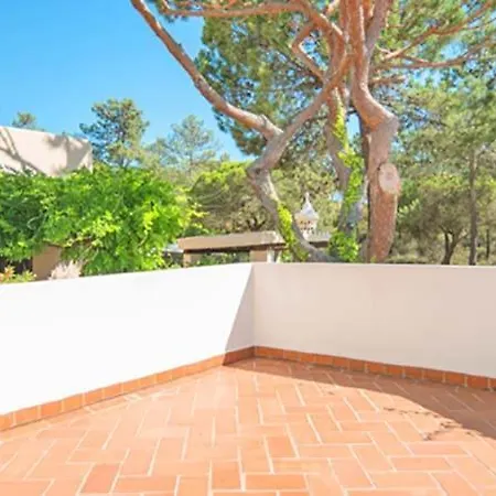 Vale Do Garrao Sleeps 8 With Pool Air Con And Wifi